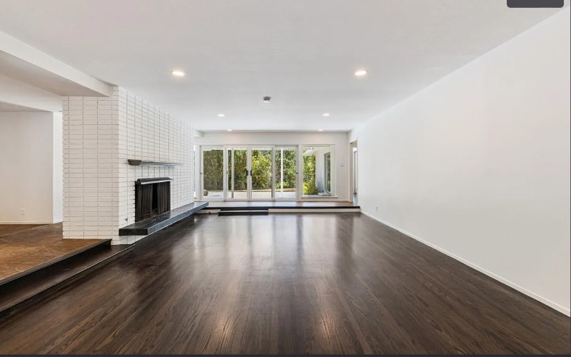 Building Photo - 30 Warmwood Way