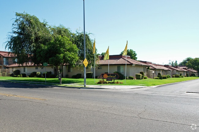 Building Photo - Sunburst Apartments