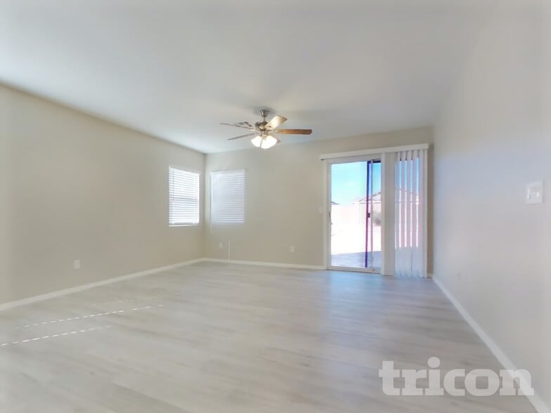 Building Photo - 1368 S 228th Dr