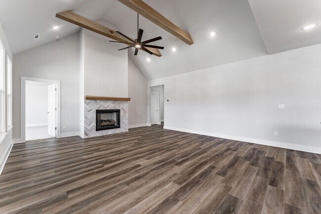 Building Photo - Modern Elegance: Spacious 4-Bedroom New Build with Private Back Porch