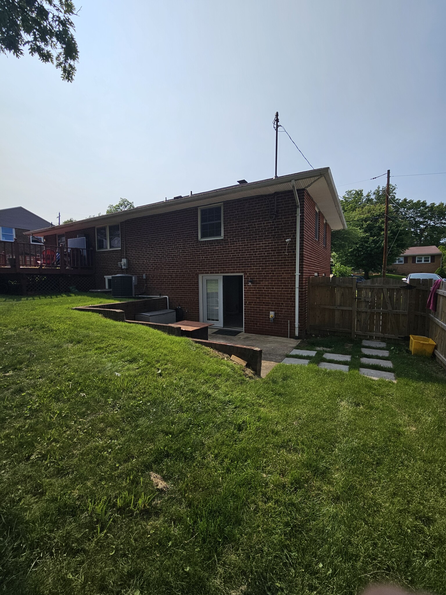 Large Fenced-In Yard - 3503 Dunnington Rd