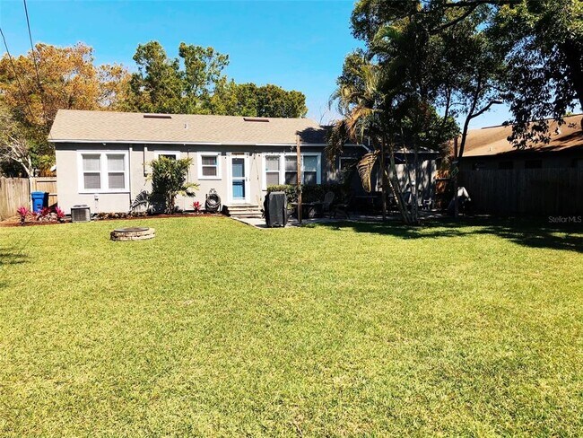 Building Photo - 4120 2nd Ave S