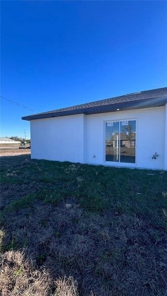 Building Photo - 1009 NE 15th Ln