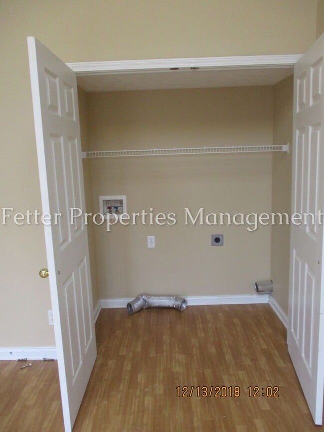 Building Photo - Eastside Evansville!!