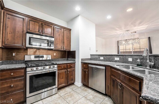 Building Photo - 1537 Moss View Ct