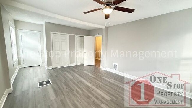 Building Photo - Beautiful 3 Bedroom 1.75 Bathroom Home in Kansas City!