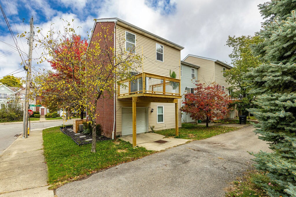 Building Photo - 813 William Howard Taft Rd