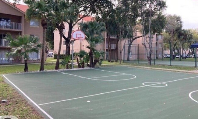 Building Photo - 10630 SW 157th Ct