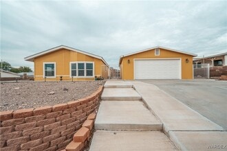 Building Photo - 3391 S Ridge Ave