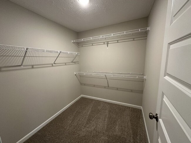 Building Photo - Brand New 3 Bed 2.5 Bath Townhome In Shelbyville