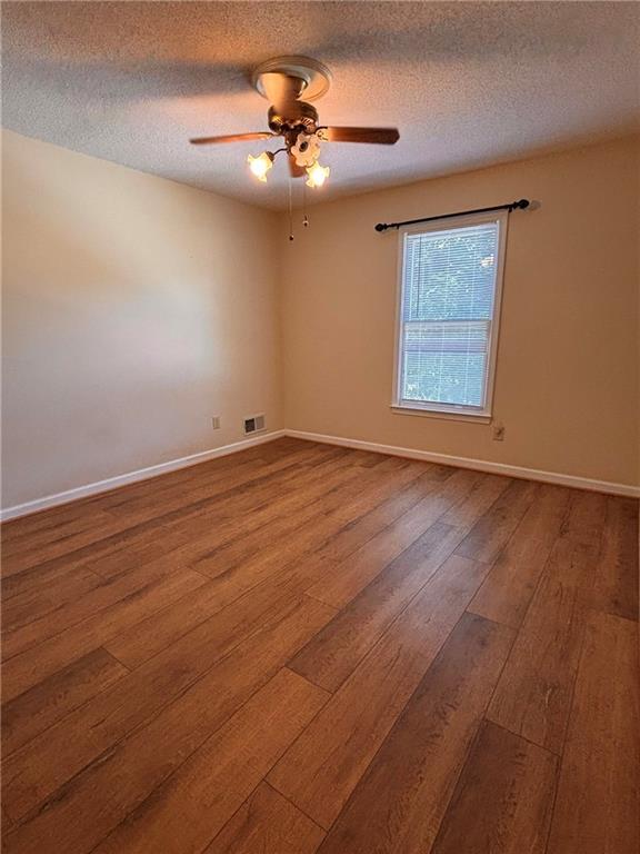 Building Photo - 2110 Glenellen Dr NW