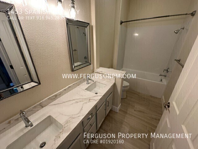 Building Photo - 1453 Spanish Bay Way