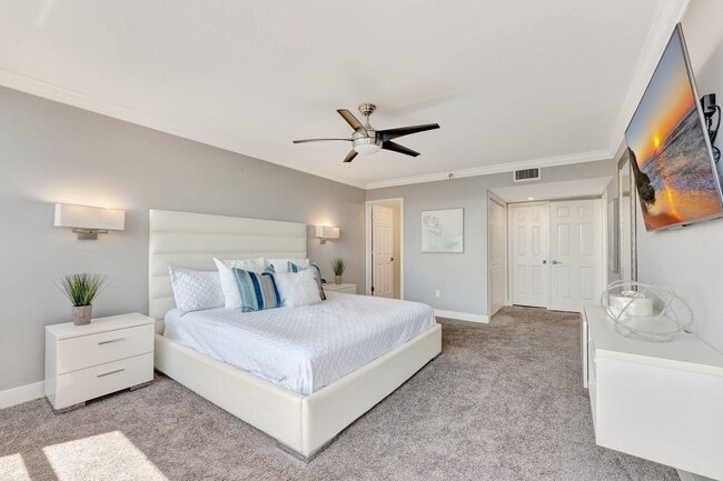 Building Photo - 859 Jeffery St