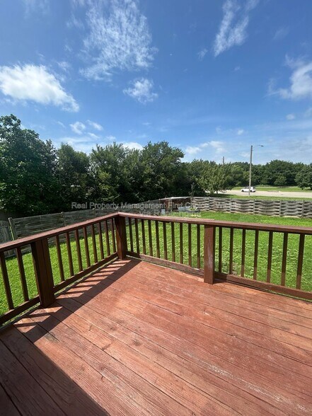 Building Photo - 3147 Brookfield Ct