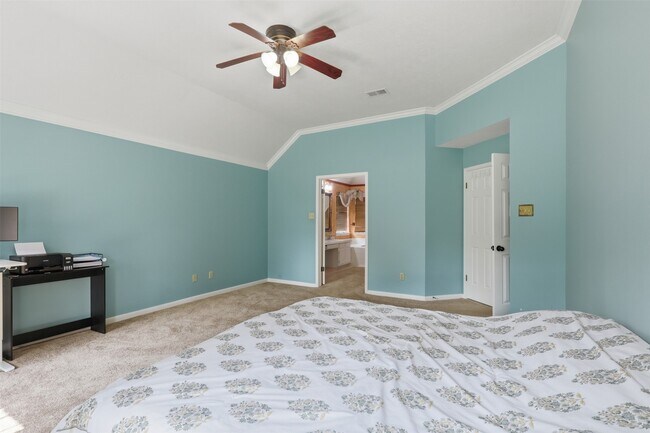 Building Photo - 2114 Gentryside Dr