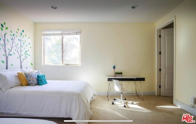 Building Photo - 19246 Liam Ln