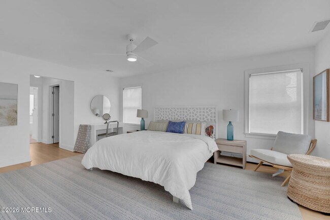 Building Photo - 112 Sylvania Ave