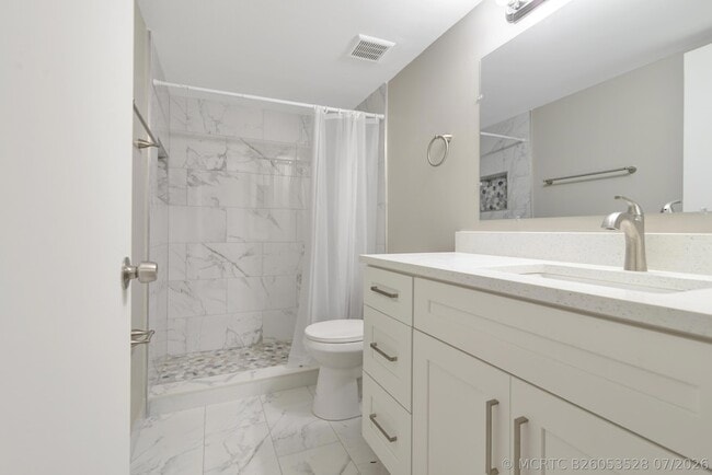 Building Photo - 400 Nottingham Cir