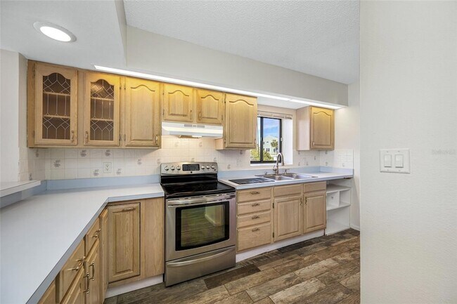 Building Photo - 828 Bahia Del Sol Dr