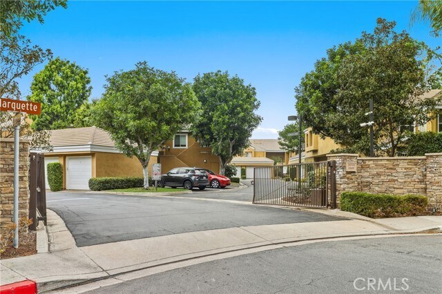 Building Photo - 5 Rice Aisle