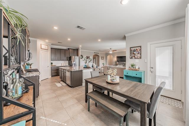 Building Photo - 10808 Culberson Dr