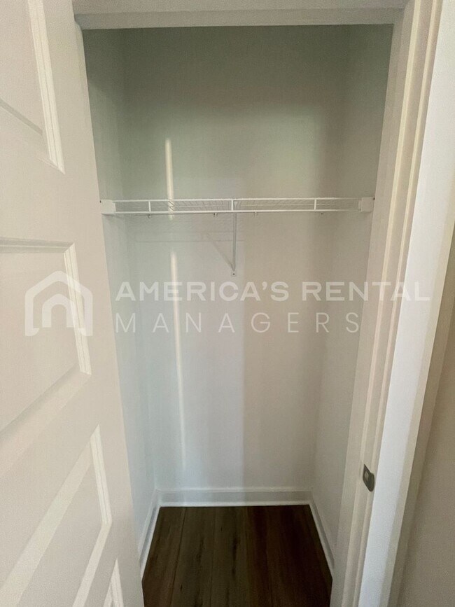 Building Photo - Home for Rent in Weaver, AL!!! Available to View Now!!! DEPOSIT PENDING!