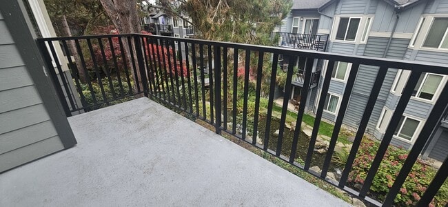 Building Photo - 11112 NE 124th Ln