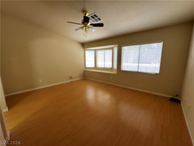 Building Photo - 1404 Laughing Larkspur Ave