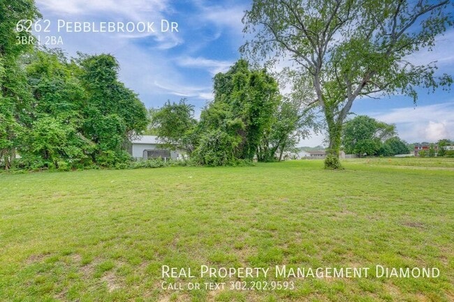 Building Photo - 6262 Pebblebrook Dr