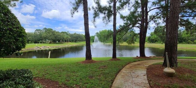 Building Photo - Spacious 2-Bed, 2-Bath Condo with Water Vi...