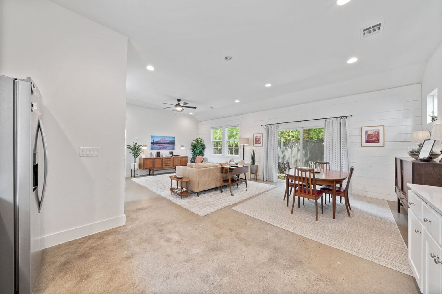 Building Photo - 1307 Fort Branch Blvd