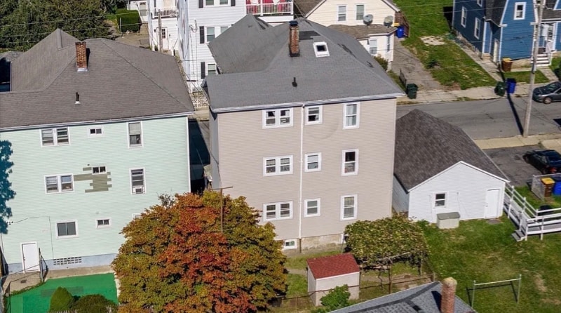 Building Photo - 37 Eaton St