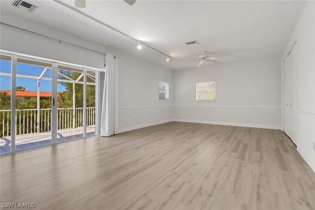 Building Photo - 1120 Sandpiper St