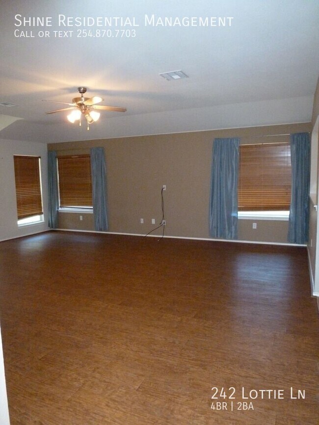Building Photo - 242 Lottie Ln