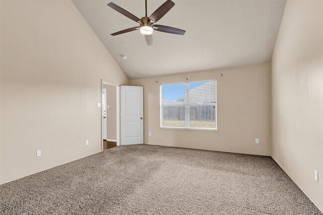 Building Photo - 2119 Treasure Mountain Dr