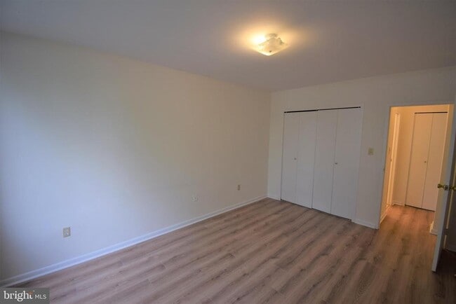 Building Photo - 6621 Wakefield Dr