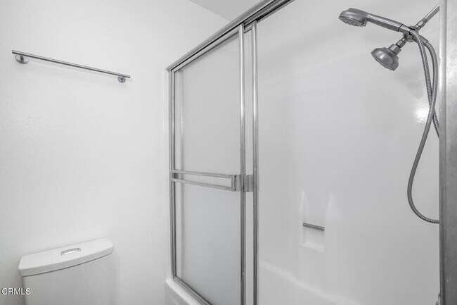 Building Photo - 355 S Los Robles Ave