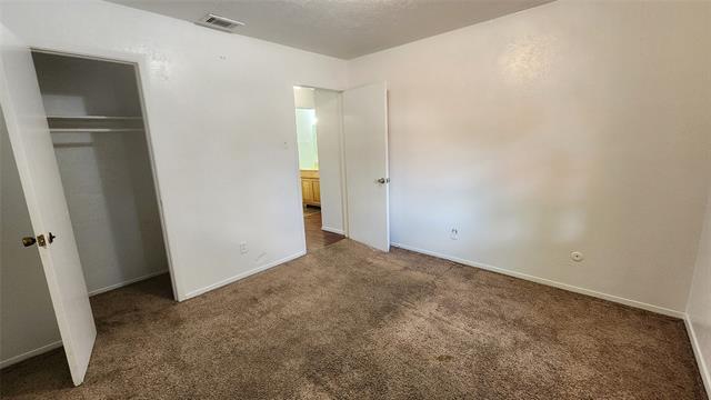 Building Photo - 520 Sweetbriar Dr