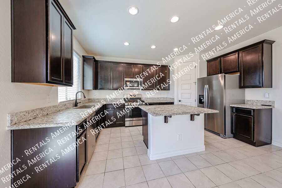 Building Photo - 22483 N 95th Dr