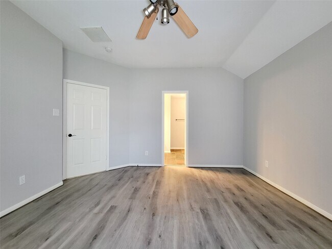 Building Photo - 18214 Arbormont Dr