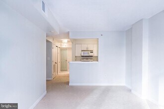 Building Photo - 601 Pennsylvania Ave NW