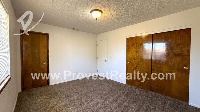Building Photo - 12780 Redwing Rd