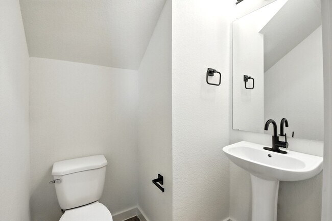 Building Photo - 1860 Dry Cherry Ln