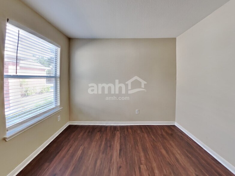 Building Photo - 4231 Nueces River Loop