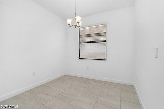 Building Photo - 18324 Ridgeline Dr