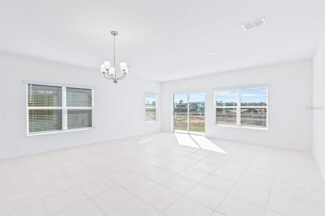 Building Photo - 2775 Raindrop Run St