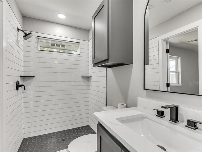 Building Photo - Look at this beautiful home! Open 7/29 fro...