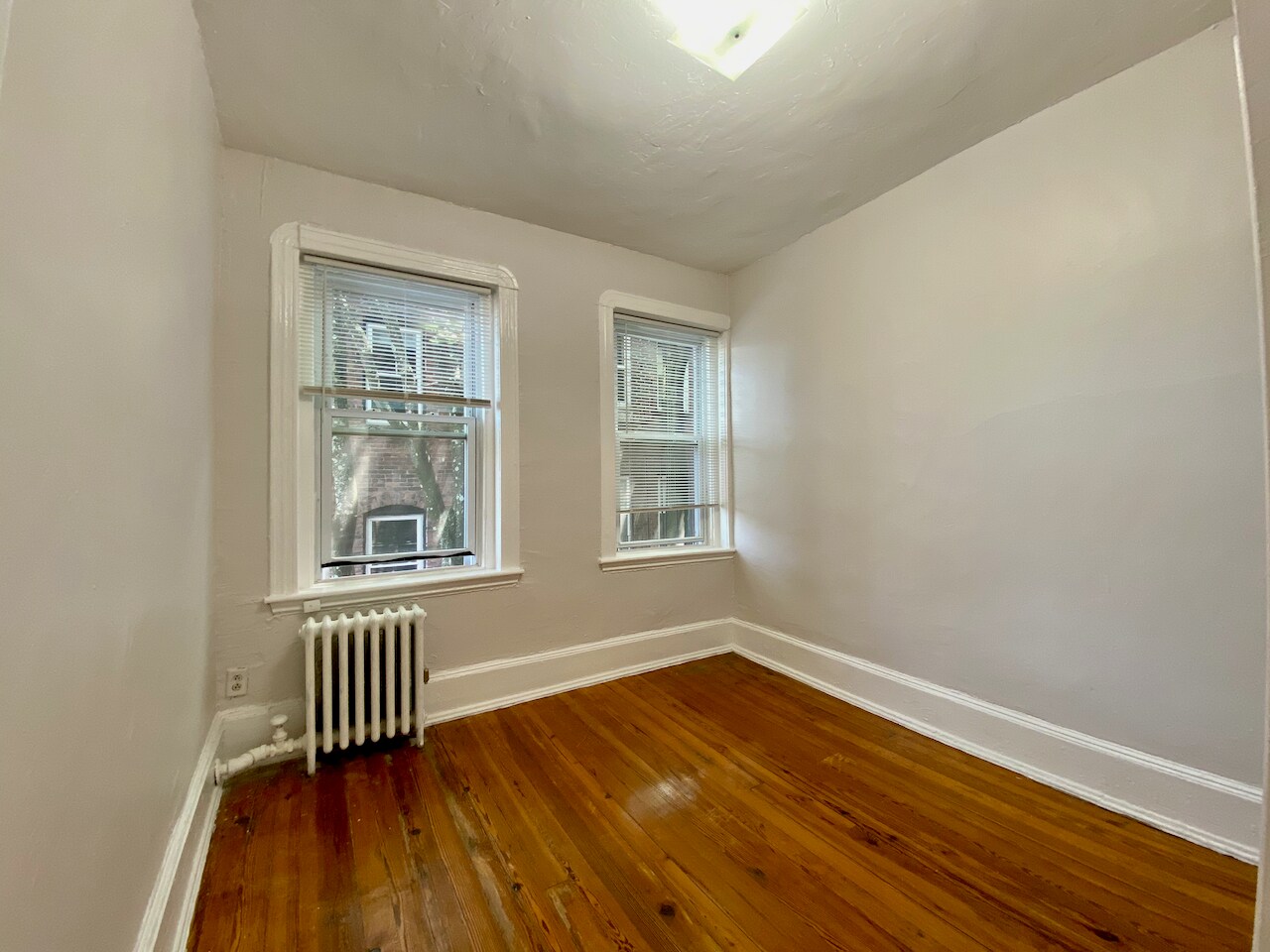 Building Photo - 34 Anderson St