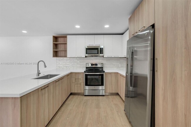 Building Photo - 7461 SW 115th Ct