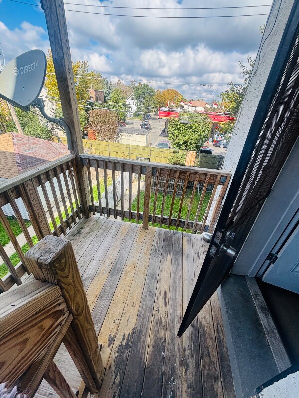 Building Photo - 6 W 111th Pl